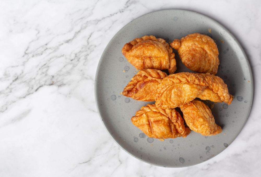 Curry puffs